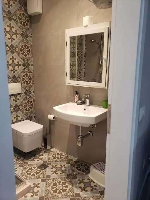 Larisa Apartment Himare 0*,  Albanien
